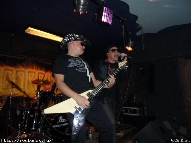  Madrass, Scorpions Tribute Band - Fot: Riana