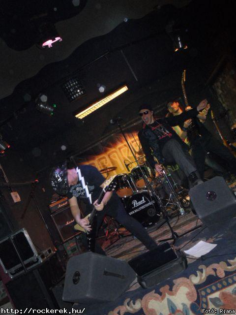  Madrass, Scorpions Tribute Band - Fot: Riana