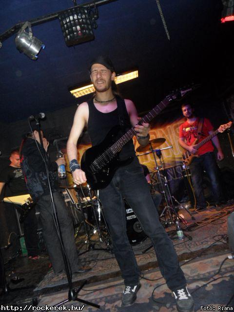  Madrass, Scorpions Tribute Band - Fot: Riana