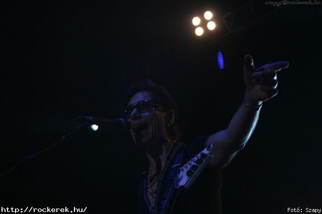  Steve Morse, Steve Vai, Joe Satriani - Fot: Szapy