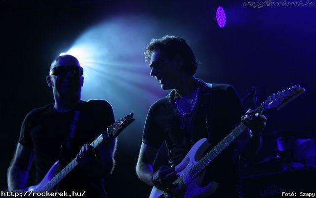  Steve Morse, Steve Vai, Joe Satriani - Fot: Szapy