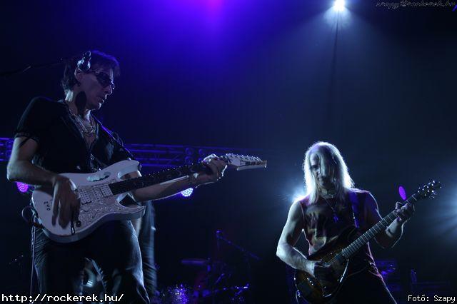  Steve Morse, Steve Vai, Joe Satriani - Fot: Szapy