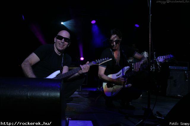  Steve Morse, Steve Vai, Joe Satriani - Fot: Szapy