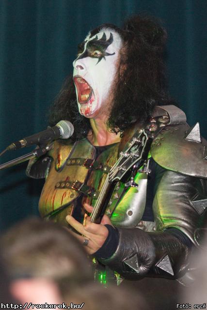 Piggy (Iggy Pop Tribute Band),  KISS Forever (KISS Tribute Band) - Fot: erc