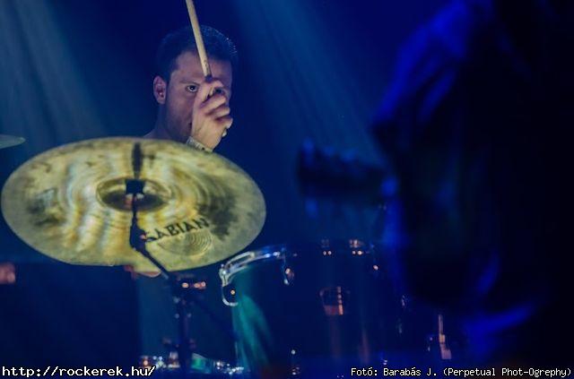  Kamikaze Scotsmen,  Mother