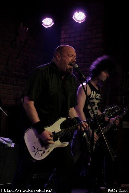  An Theos. DinUmbra, Hathor, Dirty Shirt,  Vespera,  Untold Faith, Contradiction - Fot: Szapy