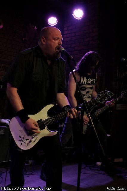  An Theos. DinUmbra, Hathor, Dirty Shirt,  Vespera,  Untold Faith, Contradiction - Fot: Szapy