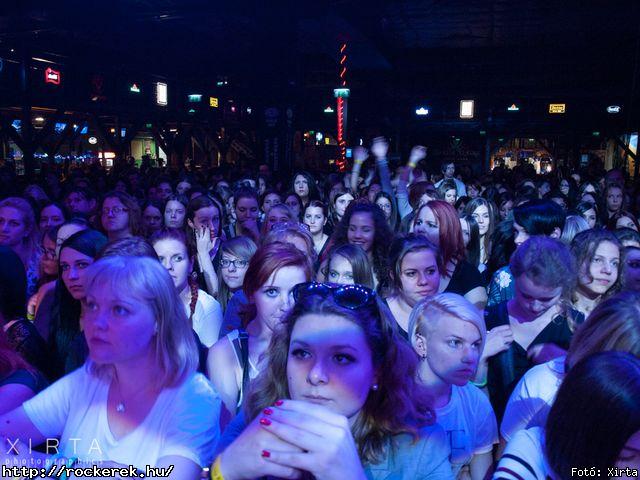  Elzenekear:Kashmir
Miyavi

Barba Negra 
2015.10.09. - Fot: Xirta