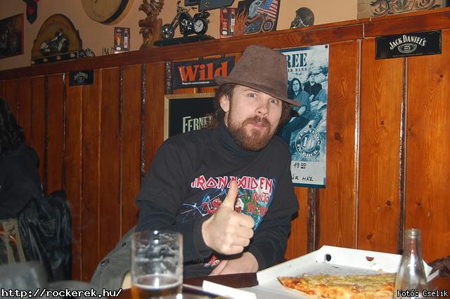 PB100119.JPG - Fot: Cselik