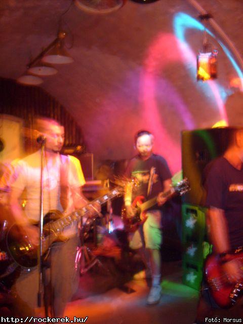  Fly-Tox,  Green Chillers,  Rocken Dogs,  Kerecsen,  Mr. Eddie Krueger,  Vaktltny,  Kpr Sndor Npi Zenekara - Fot: Morsus