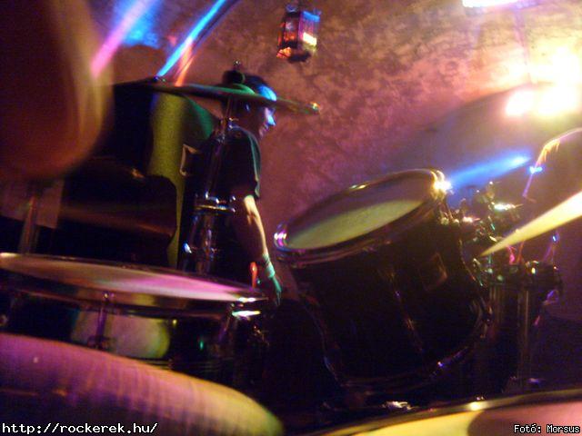  Fly-Tox,  Green Chillers,  Rocken Dogs,  Kerecsen,  Mr. Eddie Krueger,  Vaktltny,  Kpr Sndor Npi Zenekara - Fot: Morsus