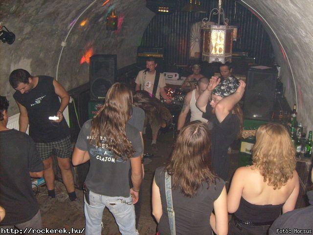  Fly-Tox,  Green Chillers,  Rocken Dogs,  Kerecsen,  Mr. Eddie Krueger,  Vaktltny,  Kpr Sndor Npi Zenekara - Fot: Morsus