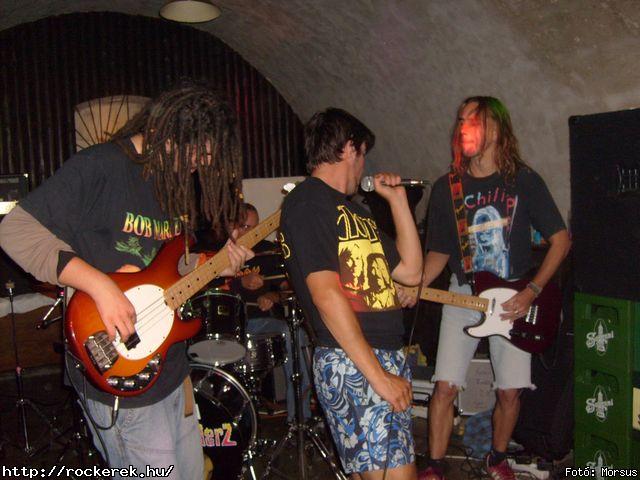  Fly-Tox,  Green Chillers,  Rocken Dogs,  Kerecsen,  Mr. Eddie Krueger,  Vaktltny,  Kpr Sndor Npi Zenekara - Fot: Morsus