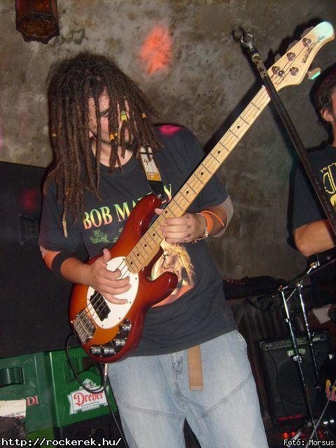  Fly-Tox,  Green Chillers,  Rocken Dogs,  Kerecsen,  Mr. Eddie Krueger,  Vaktltny,  Kpr Sndor Npi Zenekara - Fot: Morsus