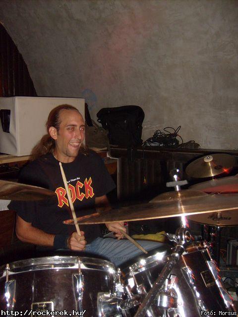  Fly-Tox,  Green Chillers,  Rocken Dogs,  Kerecsen,  Mr. Eddie Krueger,  Vaktltny,  Kpr Sndor Npi Zenekara - Fot: Morsus