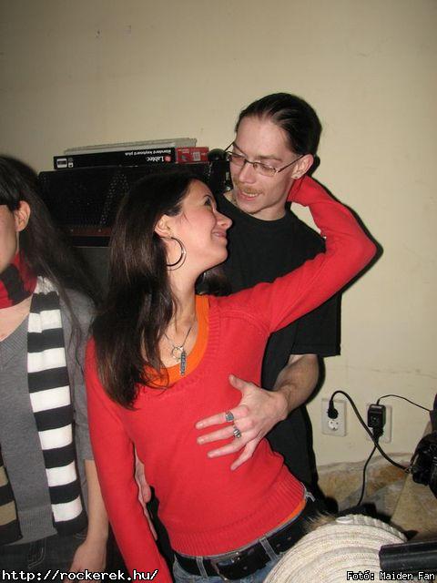  Tzmadr akusztikus,  Leslie McKlasky - Fot: Maiden Fan