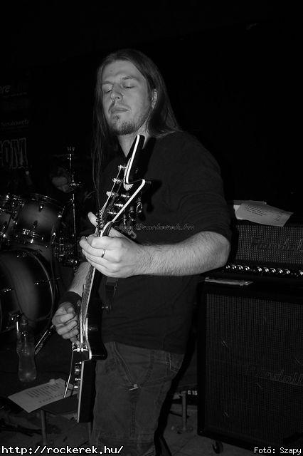  Crossholder, Mr. Basary Group, Remove - Fot: Szapy