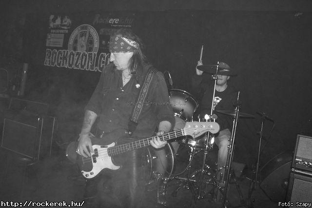  Crossholder, Mr. Basary Group, Remove - Fot: Szapy