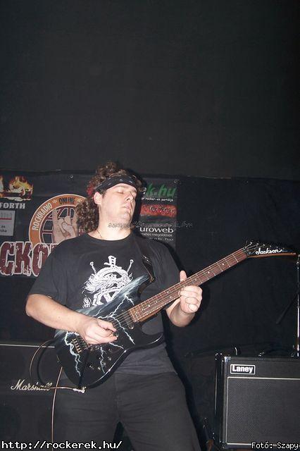  Crossholder, Mr. Basary Group, Remove - Fot: Szapy