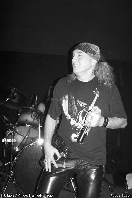  Crossholder, Mr. Basary Group, Remove - Fot: Szapy