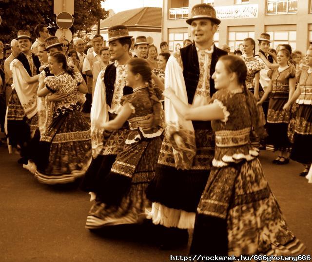 Folklor IV.