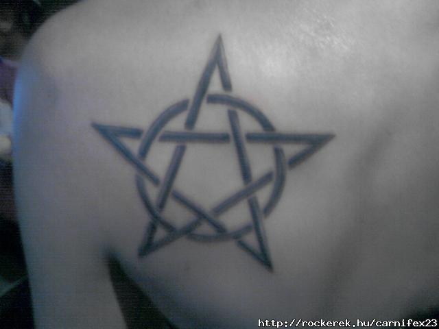 az n els tattom :)