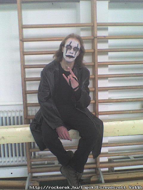 Bolond ballagson mi ms mint ERICK DRAVEN br rosszul sikerlt de a szndk a fontos.