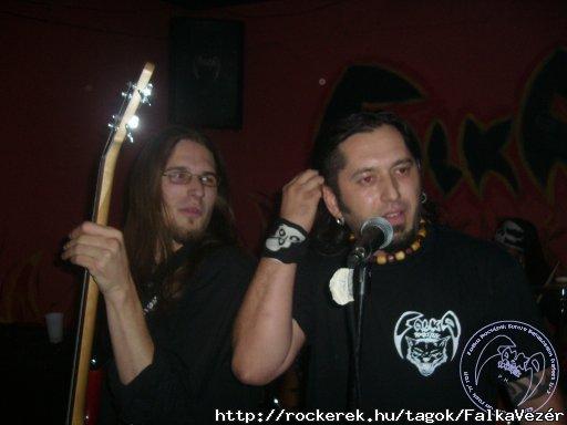 Zzunk a "ONE WAY STREET"tel:)