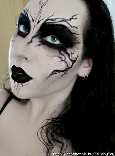 Corpsepaintben black metal koncert eltt :P