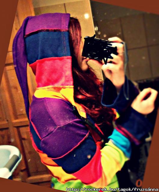 sweatshirt from London by Zsmi :)