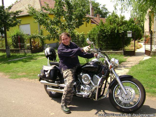 N s az n kicsikm az xvs 1100