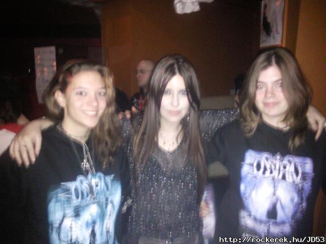 Viki n s a Shadowside nekese