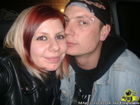 :):)<3