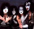 kiss-band1