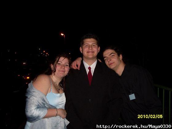 n, a kisfiunk, s prom
