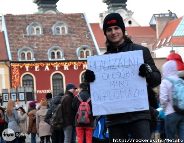 2012.12.12.
