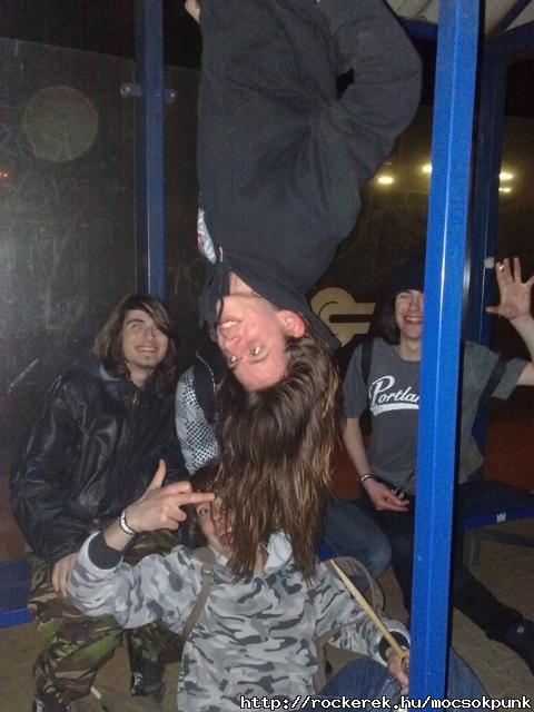 20100328723