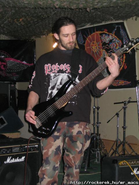 megboldogult Ibanezem :(