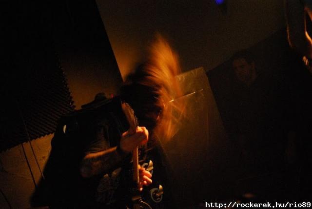 Headbang..