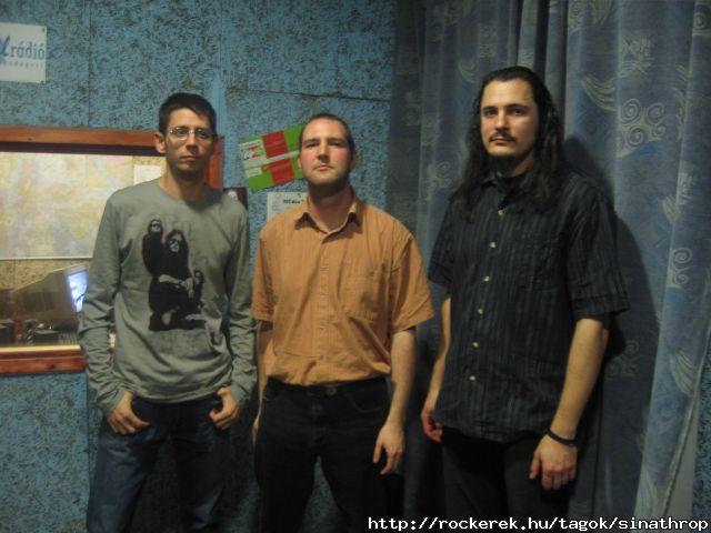 TRILAX, ABDUCTER, PENGE a Civil rdi j rockkorszak cm adsban pzol cm kp!:-)