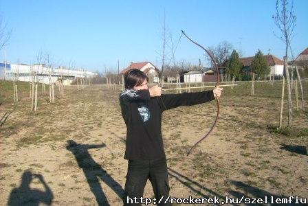 Ijjszaton.