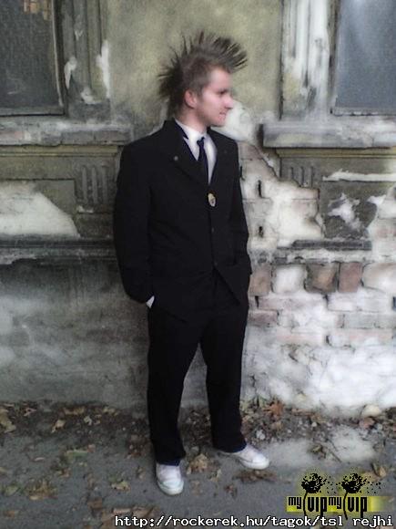 punks not dead