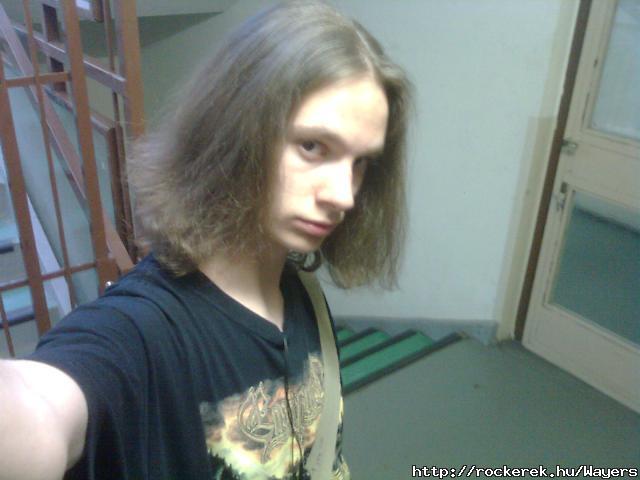 Ht, rdekes egy fej-szrzet ... ha ... HAJ! :D [EnsiferuM-os pol befigyel] ^^