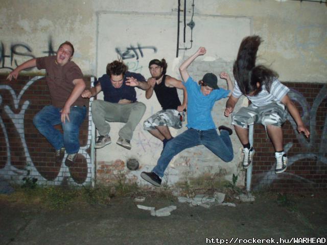 maggi az el baszott gorilla holi ugyszint mari az buzi...xDatka ems n meg mint az Alien...xDDDD